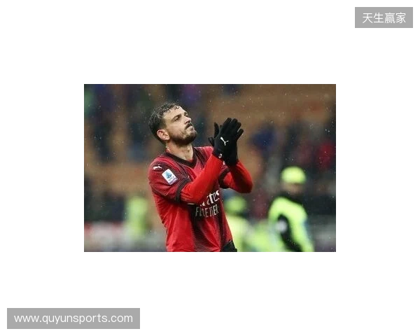 记者：如果巴尔泰萨吉没完全恢复，埃斯图皮尼安将在德比首发